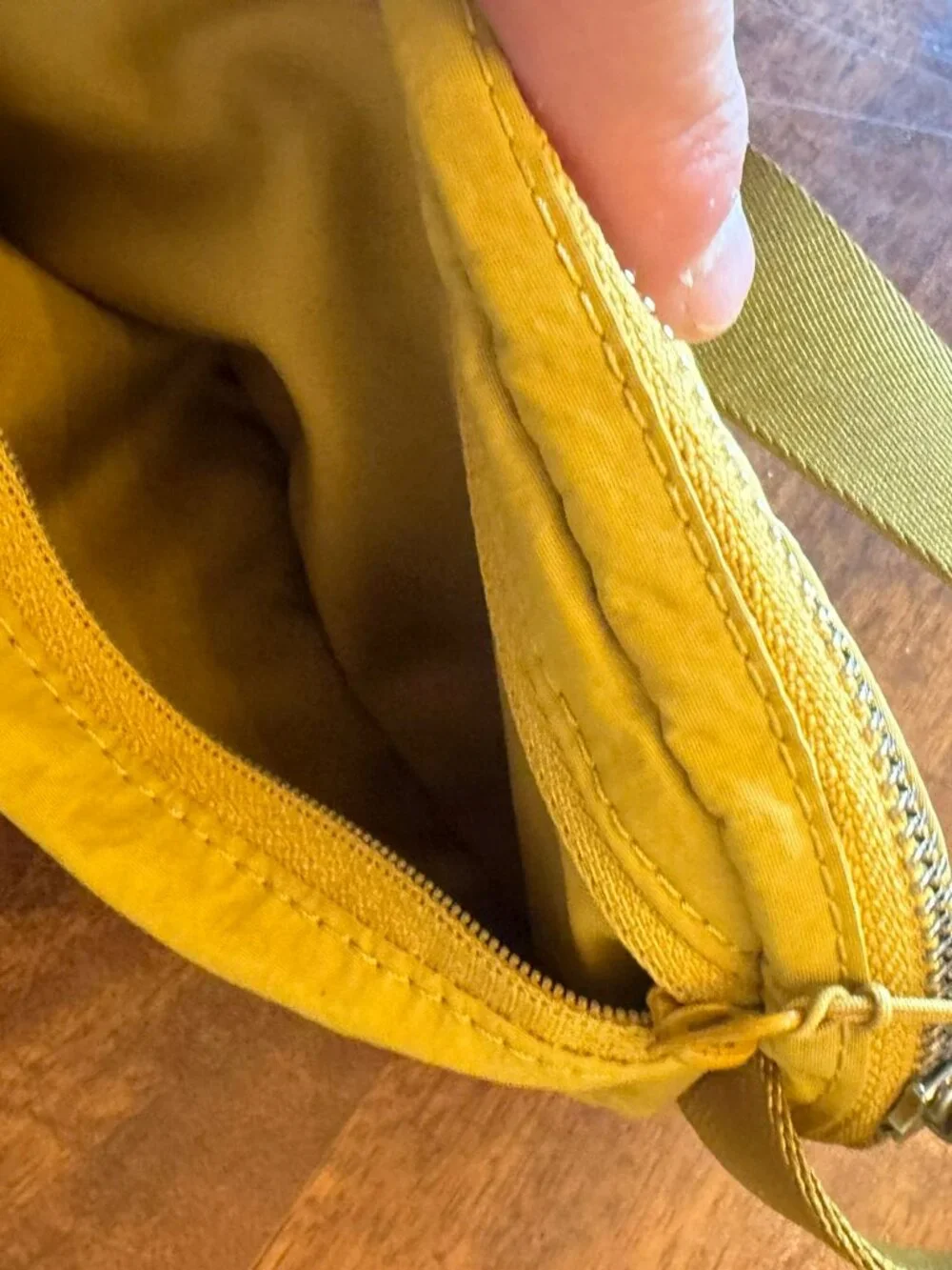 Lululemon Everywhere Belt Bag 1L Gold Spice *Small Marks